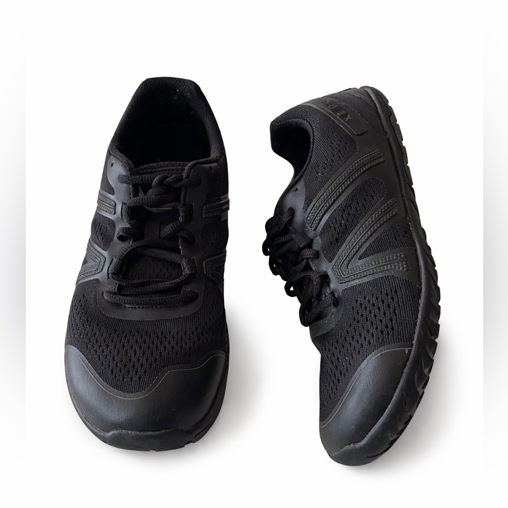Xero HFS Barefoot Sneakers Size 7